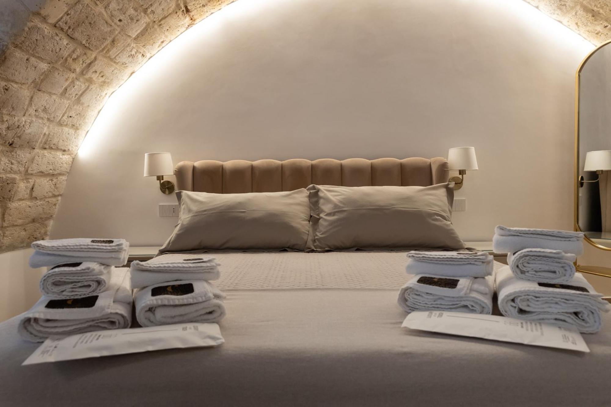Carola Luxury Room Bari Exterior photo